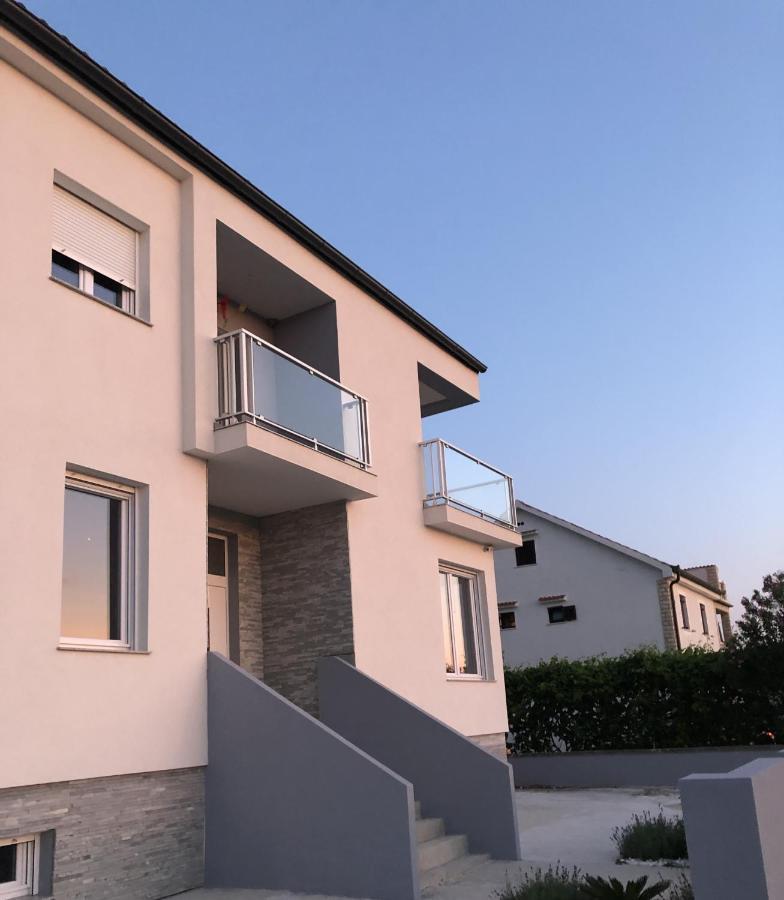 Apartments Villa Prima Privlaka  Ngoại thất bức ảnh